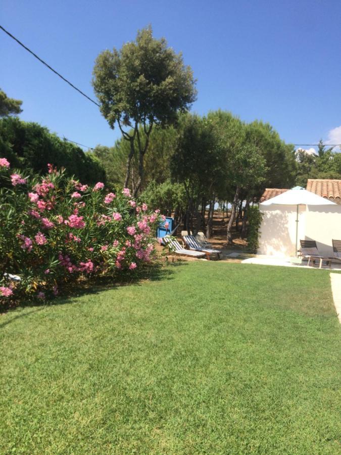 Bed and Breakfast La Tangana Rognes Exterior foto