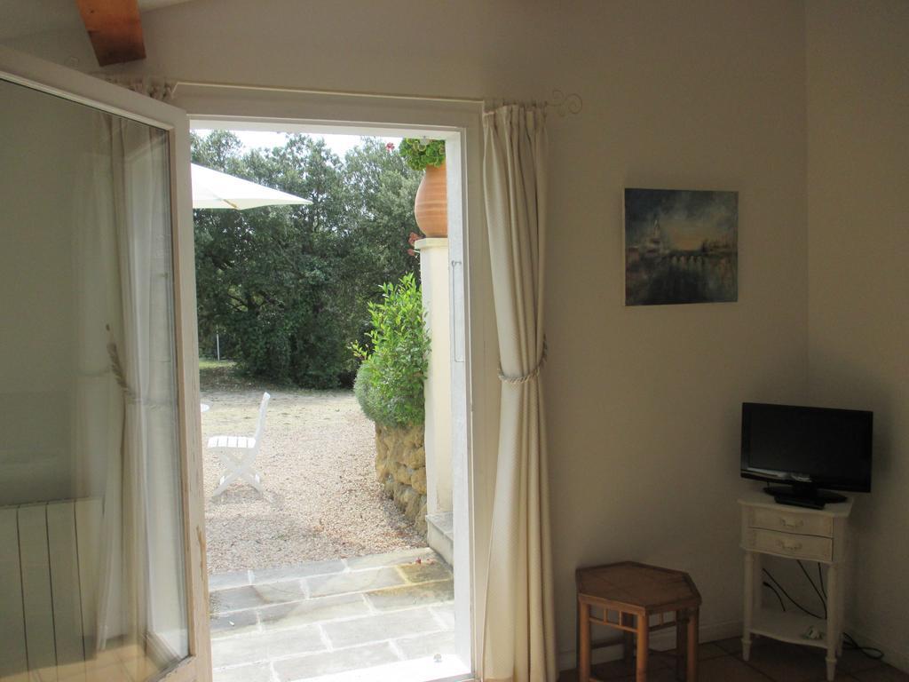 Bed and Breakfast La Tangana Rognes Zimmer foto