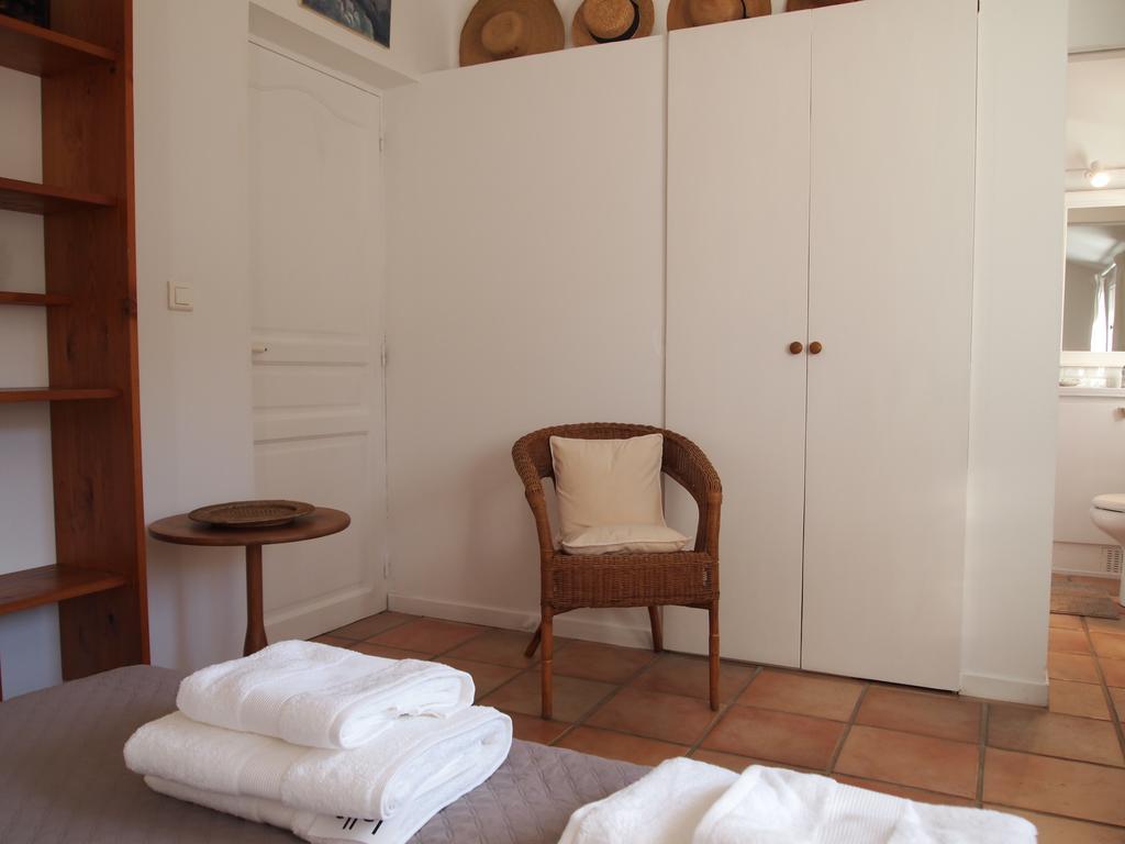 Bed and Breakfast La Tangana Rognes Exterior foto